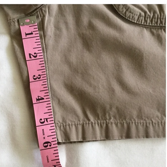 Old Navy brand shorts, GUC. - Picture 5 of 6